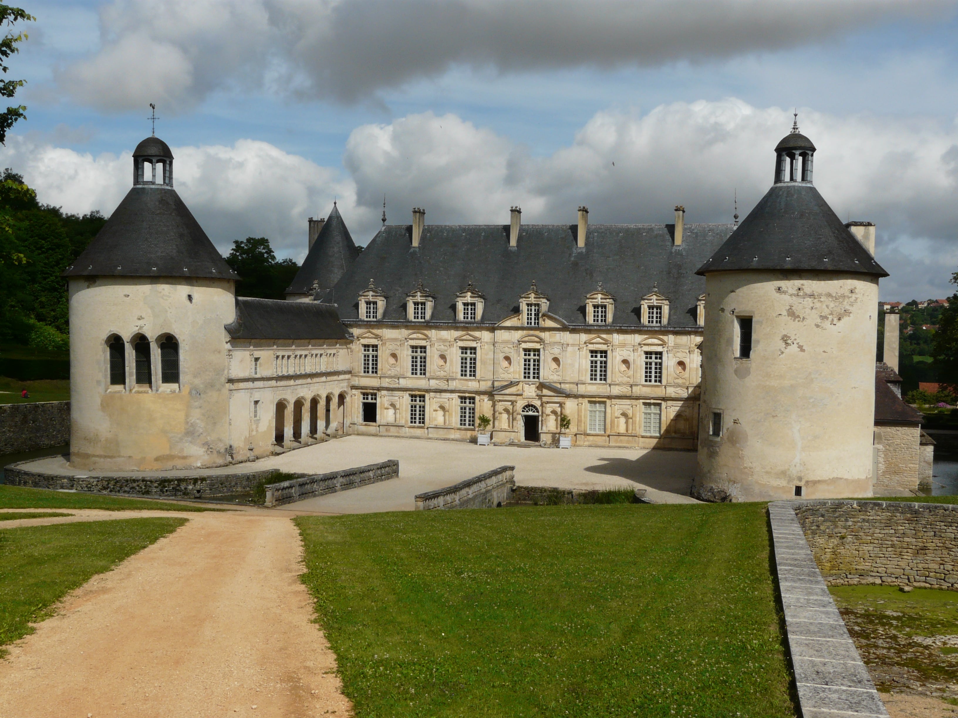 Mérimée et Viollet-le-Duc, de Vézelay à Bussy-Rabutin