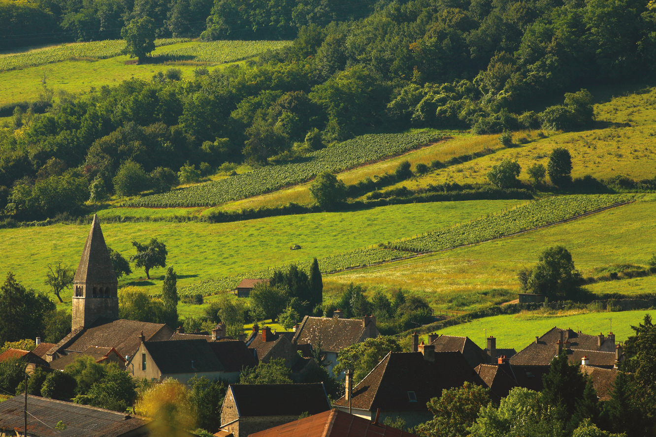 Bourgogne-Côte-Chalonnaise, l’étoffe d’un village