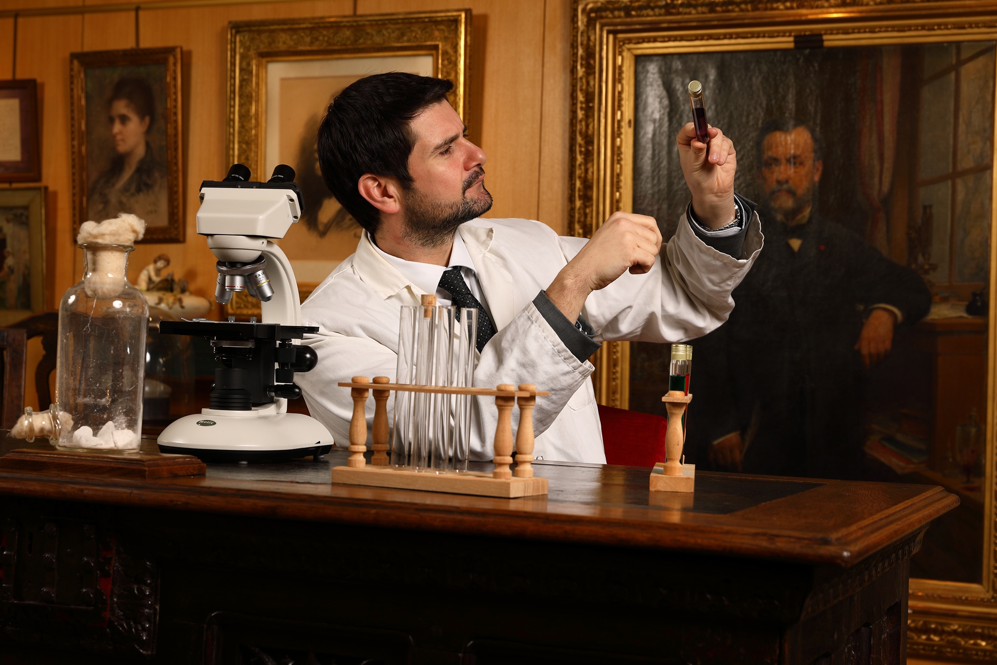 Pour le bicentenaire de la naissance de Pasteur, Dole renoue avec son savant